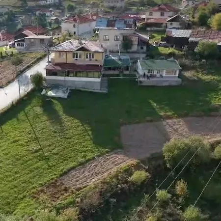 Maison d'hôtes чала *