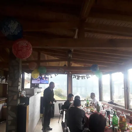 чала Maison d'hôtes *